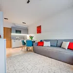 A Z Sauna, Sun & Snow