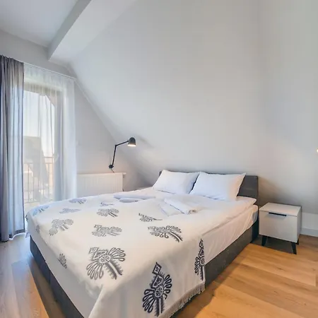 A Z Sauna, Sun & Snow Apartman Białka Tatrzańska